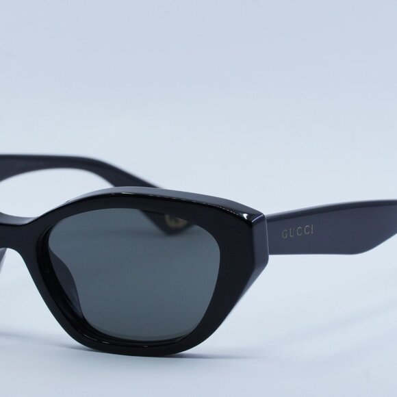 Gucci GG1638S 001 Sunglasses Black Cat Eye Frame, Smoke Lenses main image 7